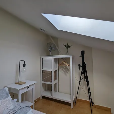 Bonito Y Luminoso Con Wifi Y Chimenea Aizu -