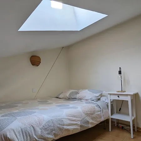 Bonito Y Luminoso Con Wifi Y Chimenea Aizu -
