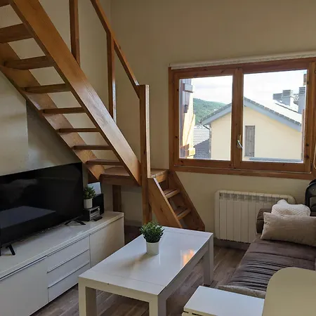 Bonito Y Luminoso Con Wifi Y Chimenea Aizu - Villanua