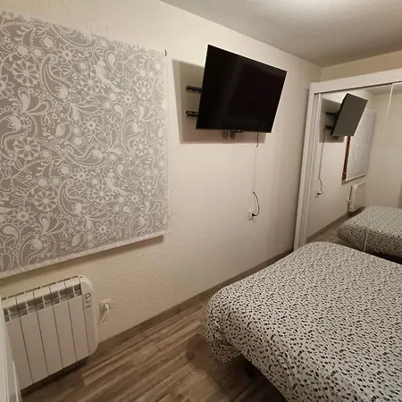 Bonito Y Luminoso Con Wifi Y Chimenea Aizu - Villanua